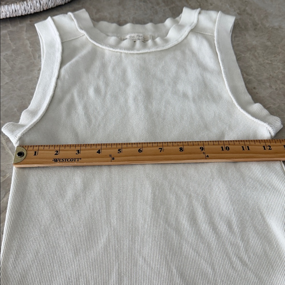 We The Free Kate Tank Top Size Medium - Picture 8 of 9